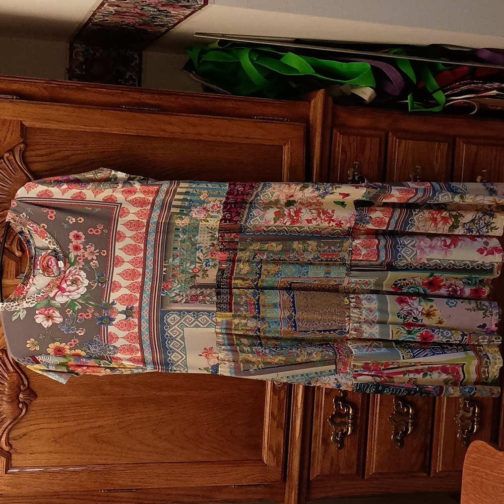 Multicolor Patchwork Dress - Picture 2 of 11